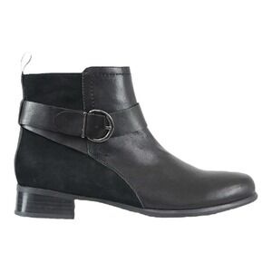 Munro Black Leather Ankle Boots‎ with Buckle Strap Detail Size 8.5